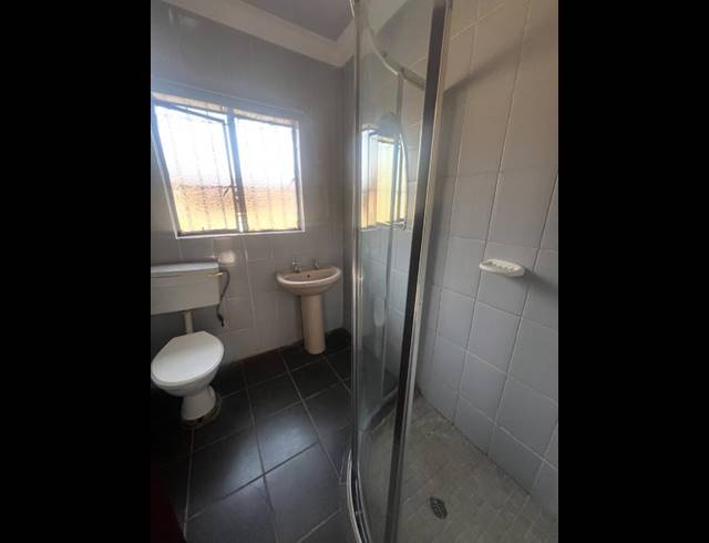 2 BEDROOM PROPERTY TO RENT IN BIRCHLEIGH NORTH